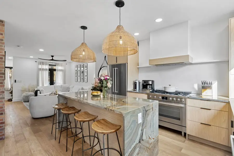 118 WEBSTER AVE, Jersey City, NJ 07307 - #2