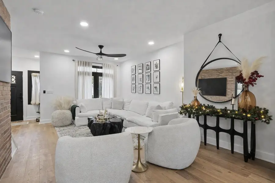 118 WEBSTER AVE, Jersey City, NJ 07307 - #3