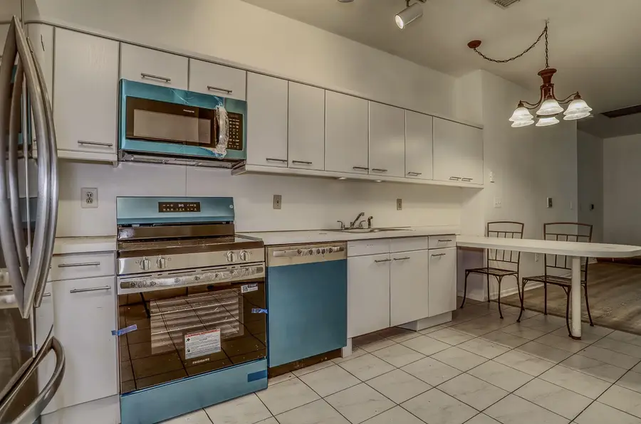 75 LIBERTY AVE #C3, Jersey City, NJ 07306 - #3