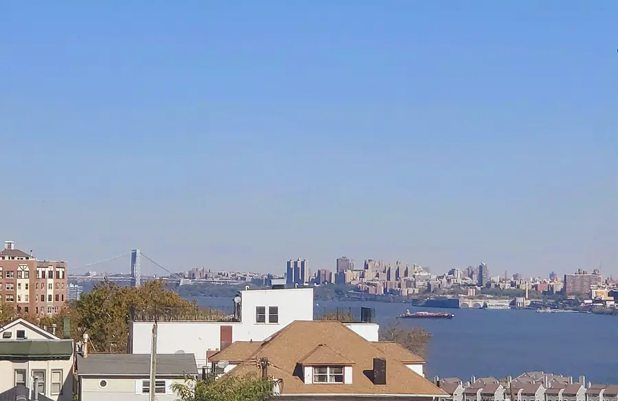 6701 BLVD EAST #E4, West New York, NJ 07093 - #2