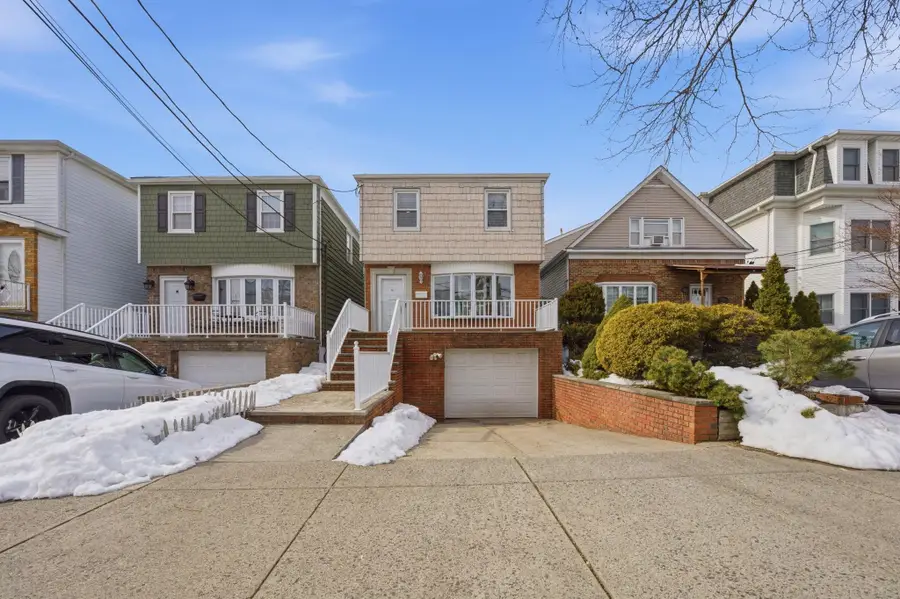 141 KENNEDY BLVD, Bayonne, NJ 07002 - #2