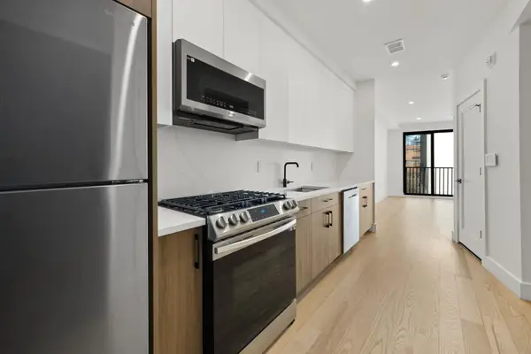 10 BRINKERHOFF ST #204, JC, Bergen-Lafayett, NJ 07304