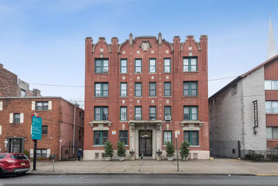 2677 KENNEDY BLVD #3, Jersey City, NJ 07306 - #2