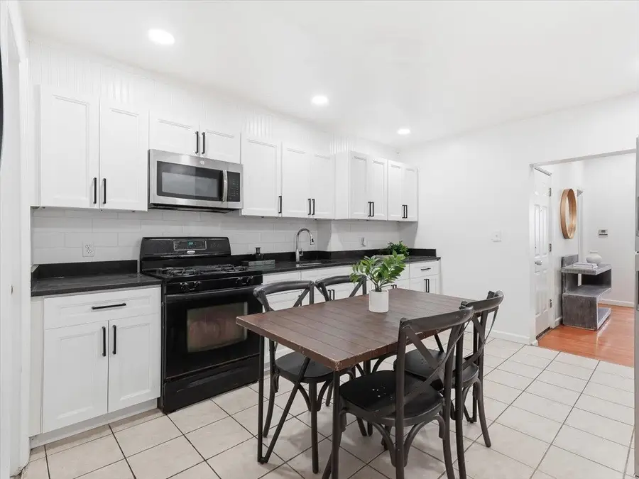 1021 WEST SIDE AVE, Jersey City, NJ 07306 - #3