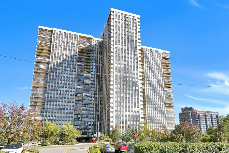 200 WINSTON DR #501, Cliffside Park, NJ 07010 - #2