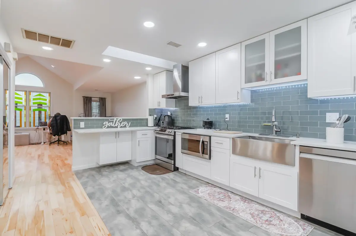 52 GRIECO DR, Jersey City, NJ 07305 - #1