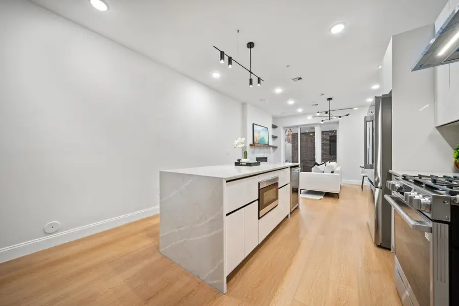 192 CAMBRIDGE AVE #A, Jersey City, NJ 07307 - #3