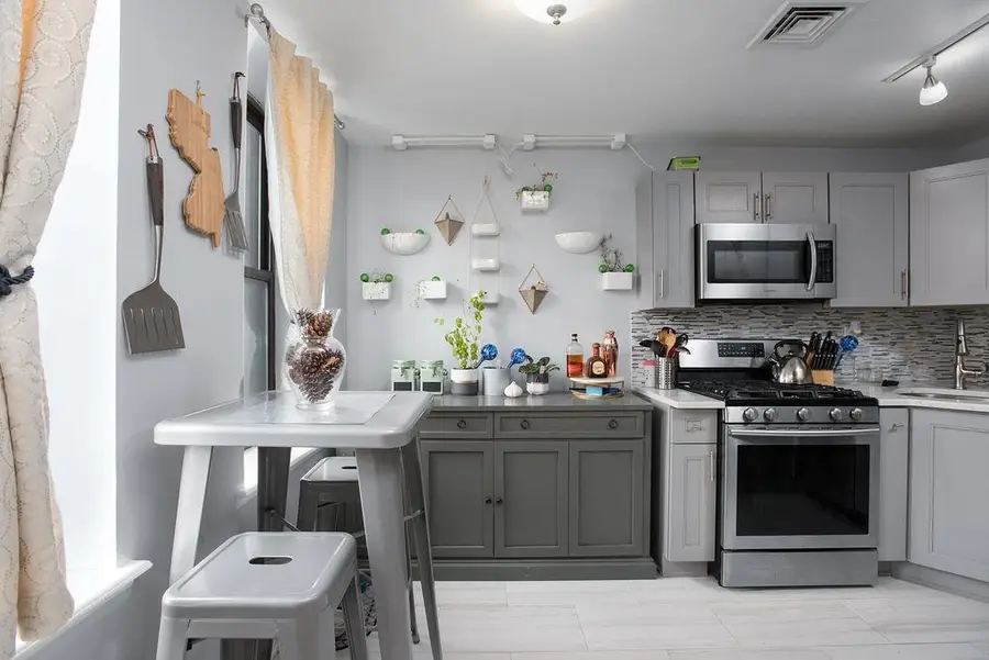 102 OGDEN AVE #302, Jersey City, NJ 07310 - #3