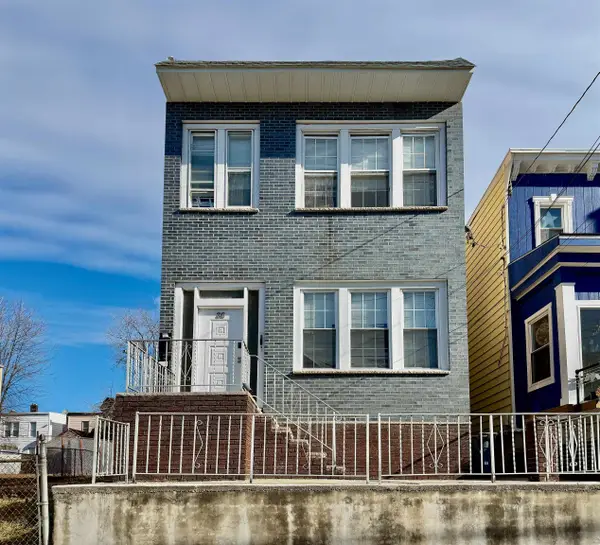 86 PAMRAPO AVE, JC, Greenville, NJ 07305