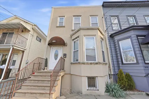 1612 WEST ST #2, Union City, NJ 07087