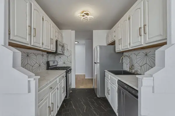 1225 KENNEDY BLVD #3F, Bayonne, NJ 07002