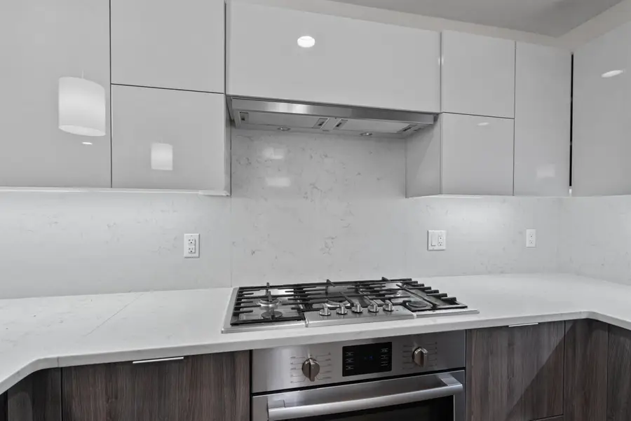 9 AVENUE AT PORT IMPERIAL #823, West New York, NJ 07093 - #3