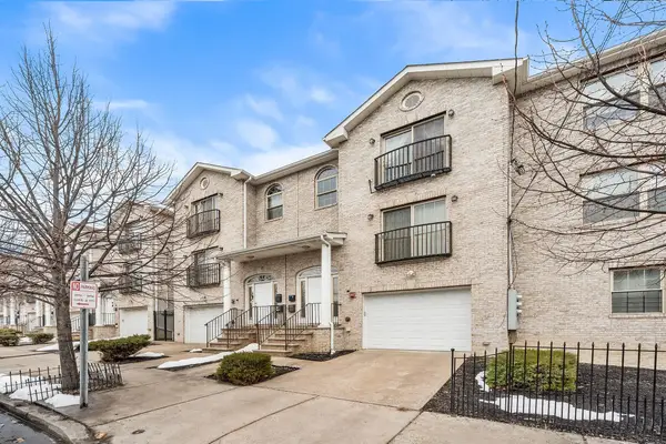 126 GATES AVE #B, JC, Greenville, NJ 07305