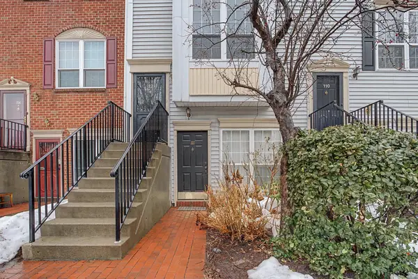 111 COTTONWOOD ST, JC, West Bergen, NJ 07305