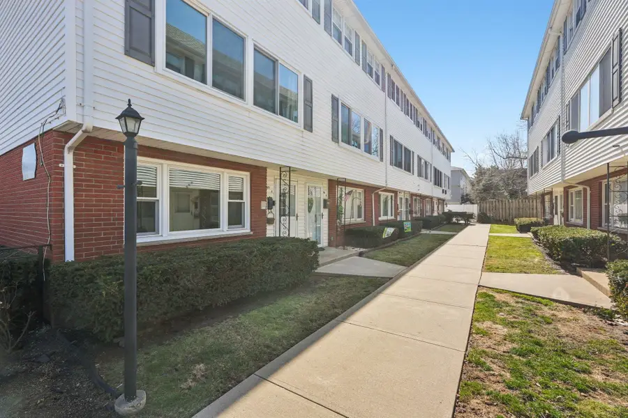 40 WEST 31ST ST #A, Bayonne, NJ 07002 - #2