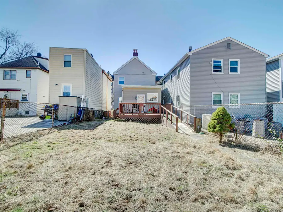 11 WEST 2ND ST, Bayonne, NJ 07002 - #3