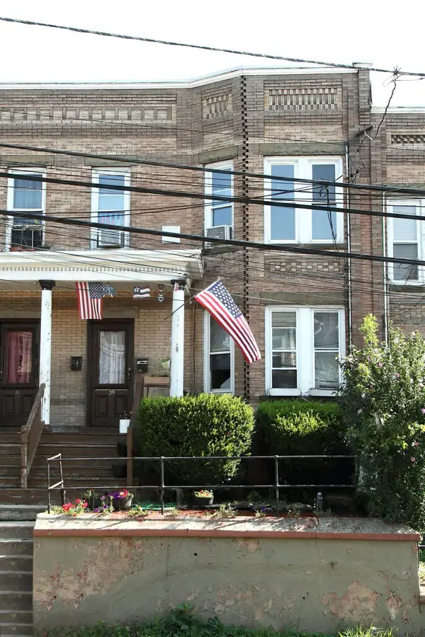 39 WEST 47TH ST, Bayonne, NJ 07002