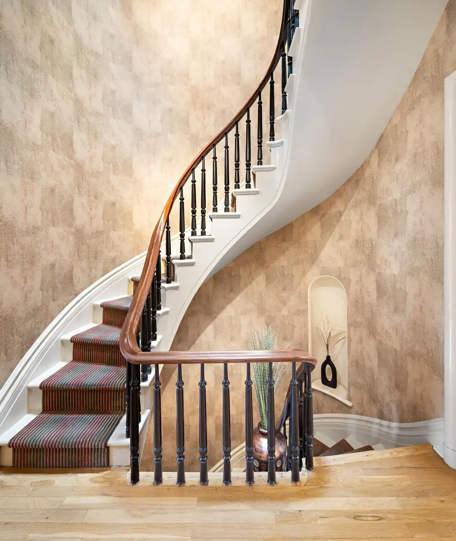 909 GARDEN ST #3, Hoboken, NJ 07030 - #2