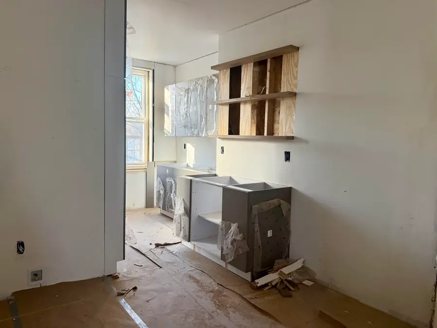 147 NEW YORK AVE #3L, Jersey City, NJ 07307 - #2