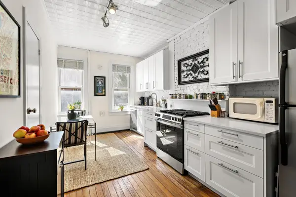 351 8TH ST #1R, JC, Downtown, NJ 07302