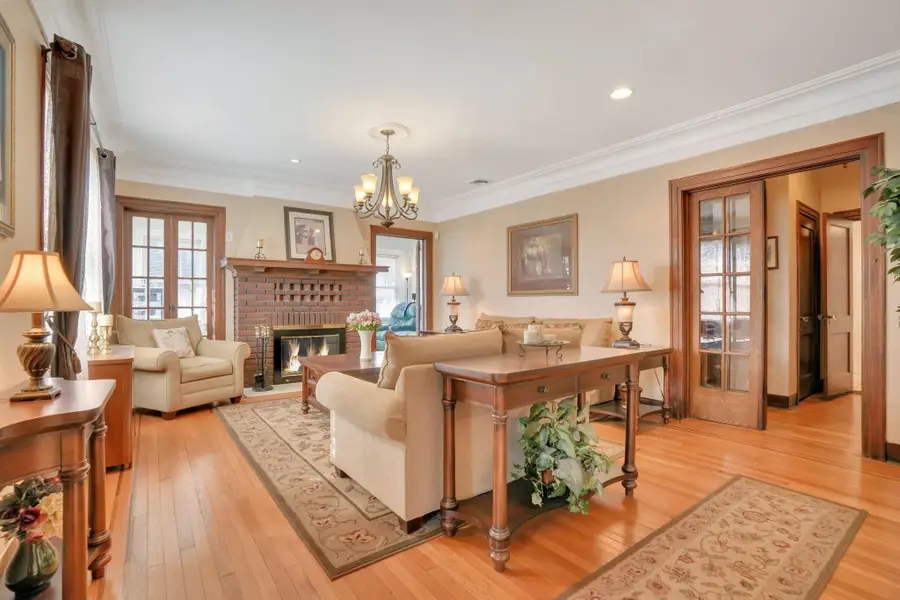 10 LYNN CT, Rutherford, NJ 07070 - #3