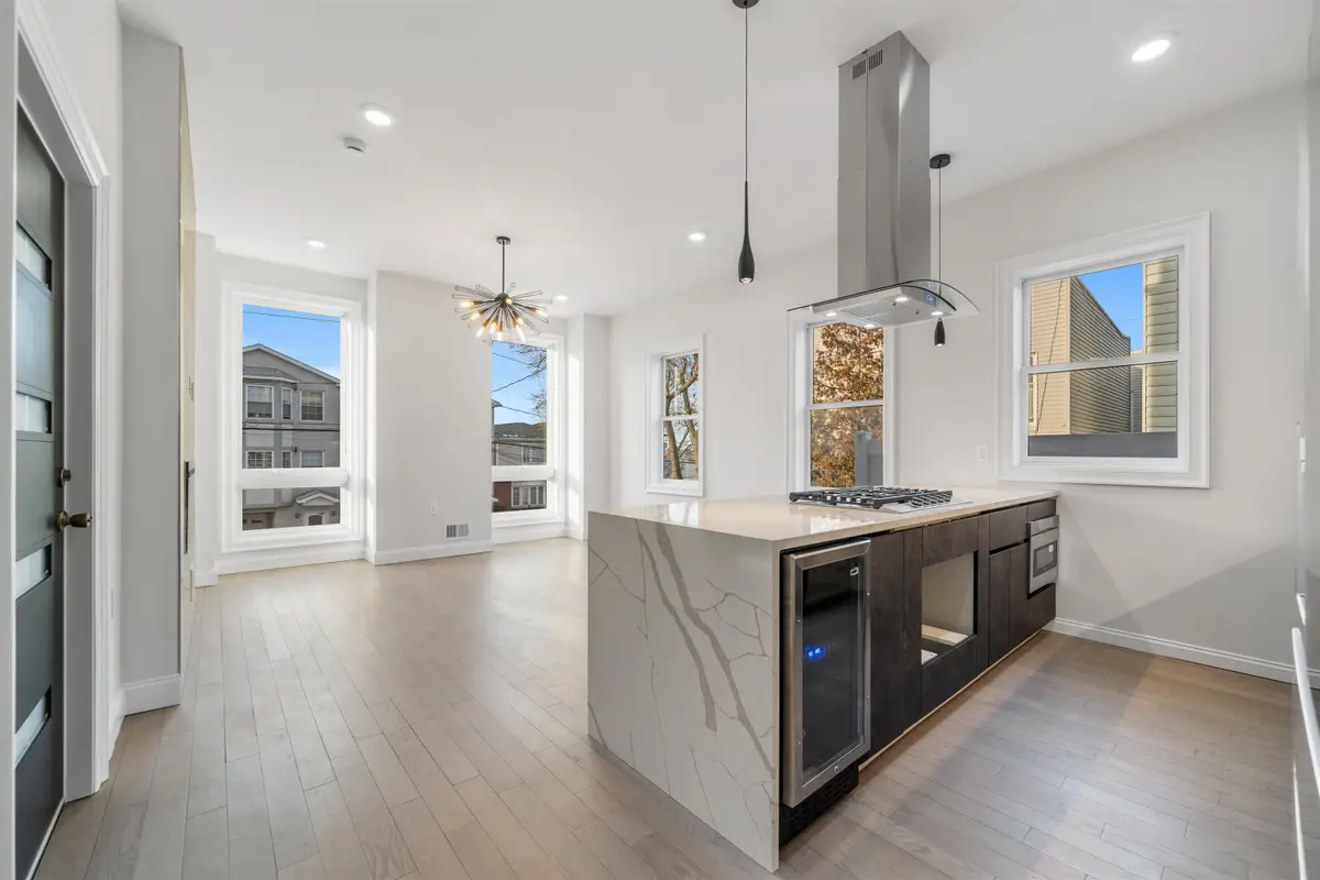 272 TERRACE AVE #1, Jersey City, NJ 07307 - #1