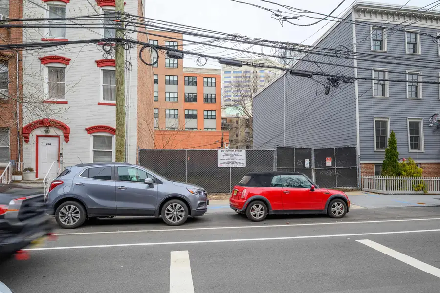 210-212 YORK ST, Jersey City, NJ 07302 - #2