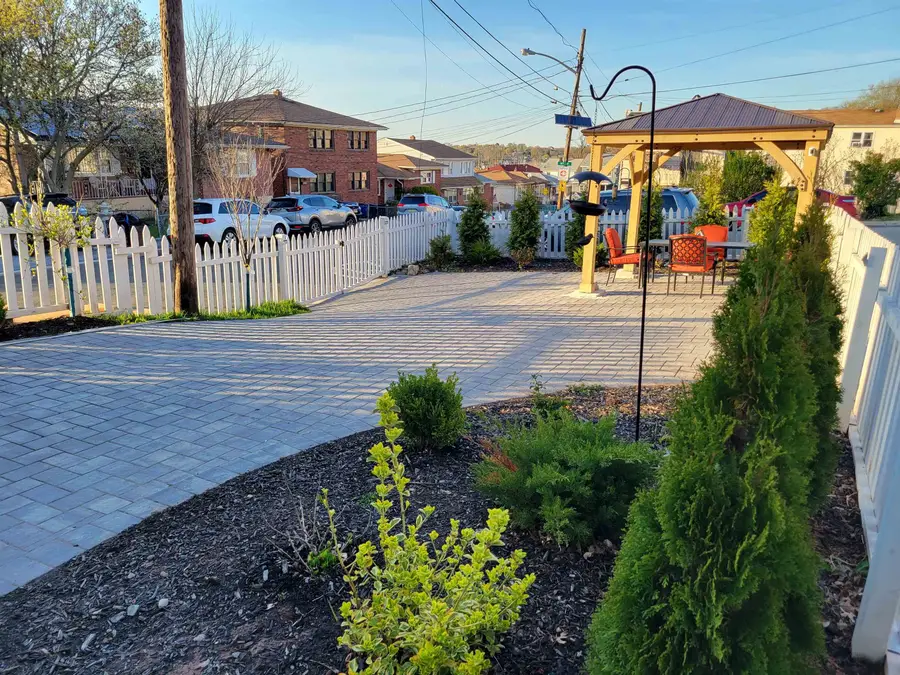 8905 GRAND AVE, North Bergen, NJ 07047 - #3