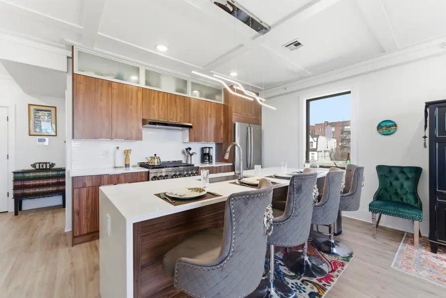 907 PALISADE AVE #3, Union City, NJ 07087 - #3