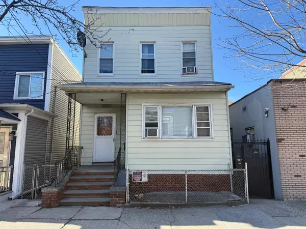 155 MALLORY AVE, JC, West Bergen, NJ 07304