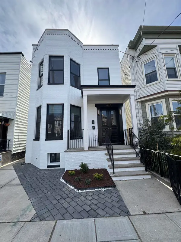 315 25TH ST, Union City, NJ 07087