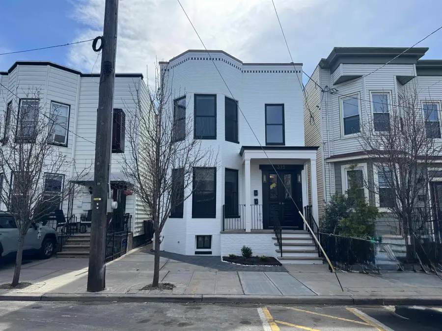 315 25TH ST, Union City, NJ 07087 - #2