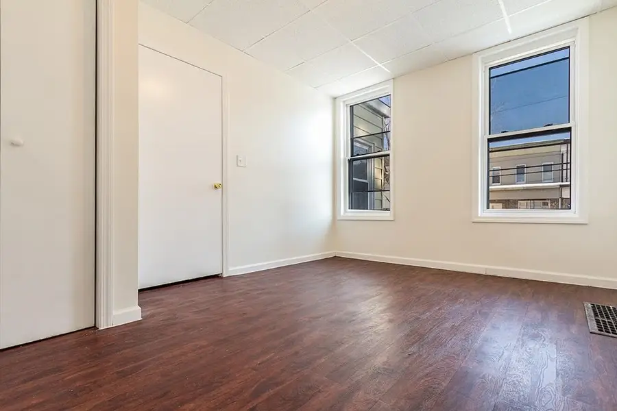 385 PRINCETON AVE, Jersey City, NJ 07305 - #3