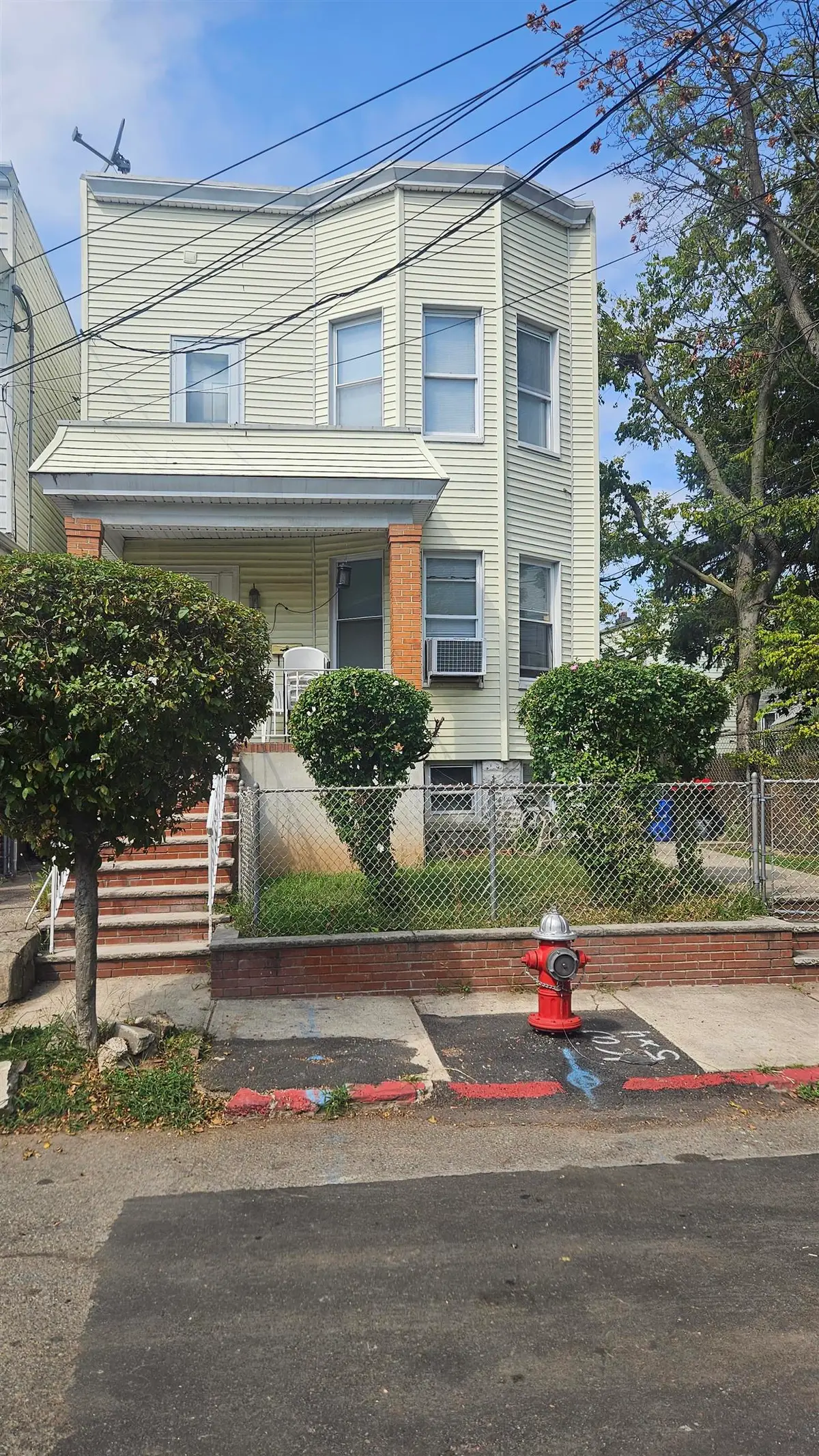 17 BAYSIDE PL, Jersey City, NJ 07305 - #1