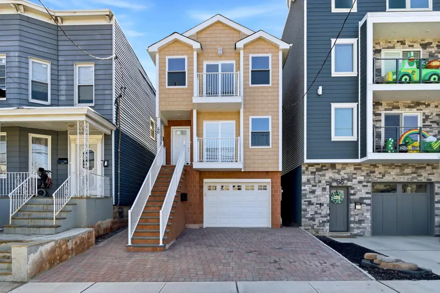 40 EAST 5TH ST, Bayonne, NJ 07002 - #2