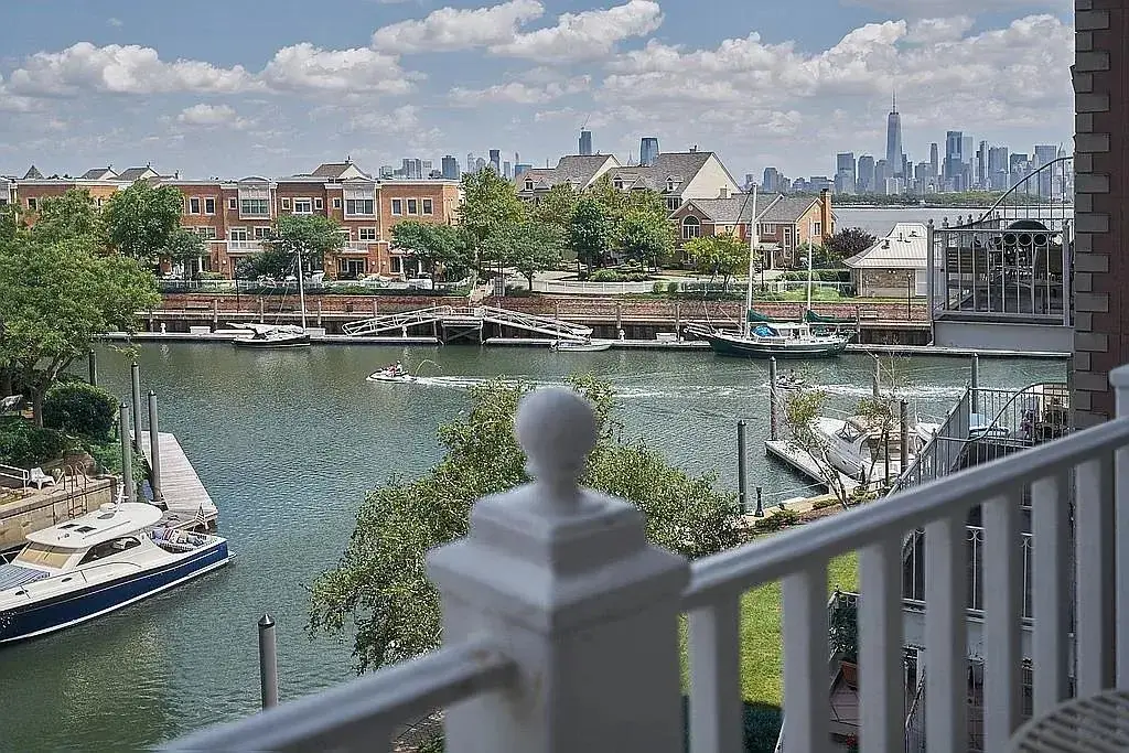 111 SHEARWATER CT EAST #34, Jersey City, NJ 07305 - #1