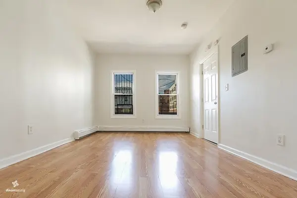 60 DWIGHT ST, JC, Greenville, NJ 07305