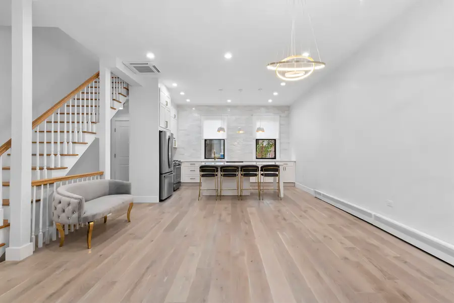 237-243 5TH ST #10, Jersey City, NJ 07302 - #2