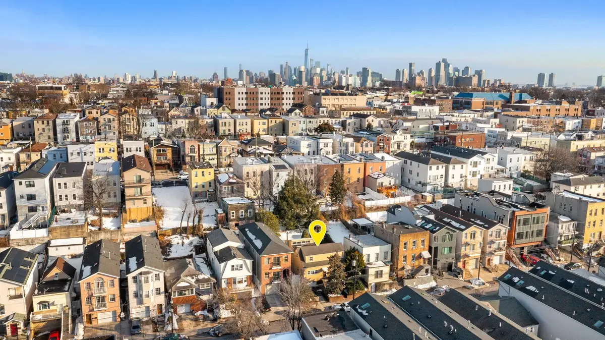 136 TERRACE AVE, Jersey City, NJ 07307 - #1