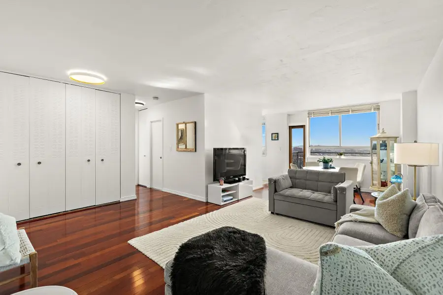 100 MANHATTAN AVE #2115, Union City, NJ 07087 - #3