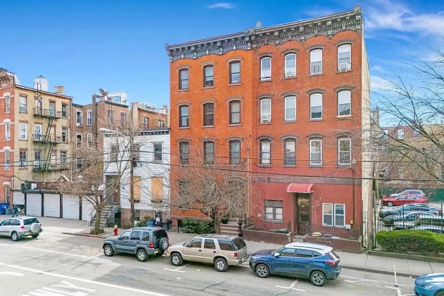 189 CHRISTOPHER COLUMBUS DR #1, Jersey City, NJ 07302 - #2