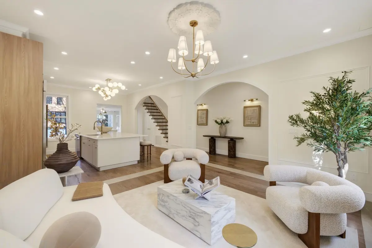 168 GRAND ST, Jersey City, NJ 07302 - #1