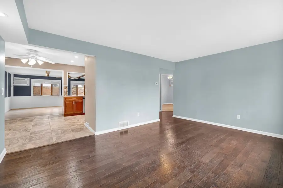 700 9TH ST, Secaucus, NJ 07094 - #3