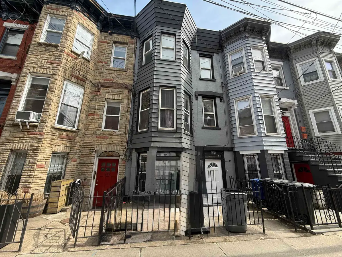 270 1/2 SUMMIT AVE, Jersey City, NJ 07306 - #1