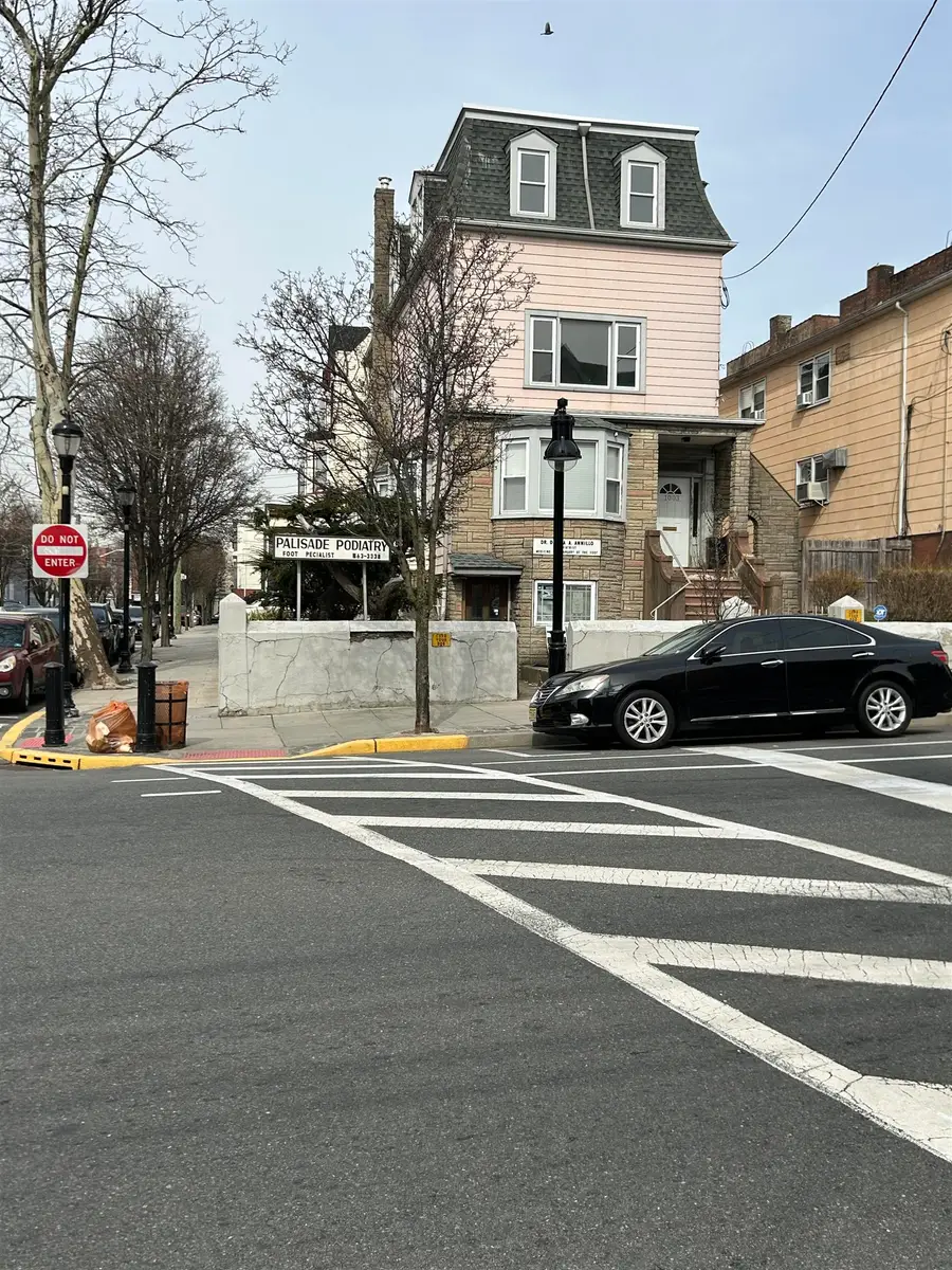 1001-1003 PALISADE AVE, Union City, NJ 07087 - #3