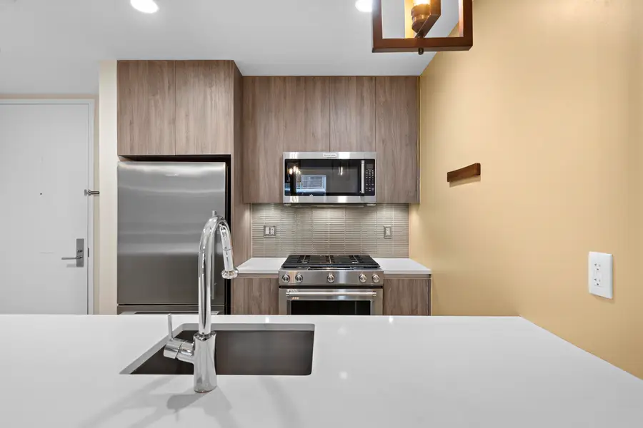 160 1ST ST #810, Jersey City, NJ 07302 - #3