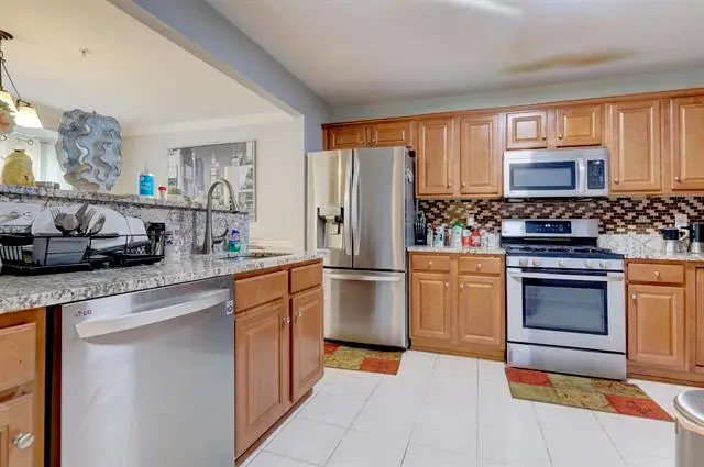 2 MARINA DR, Bayonne, NJ 07002 - #2