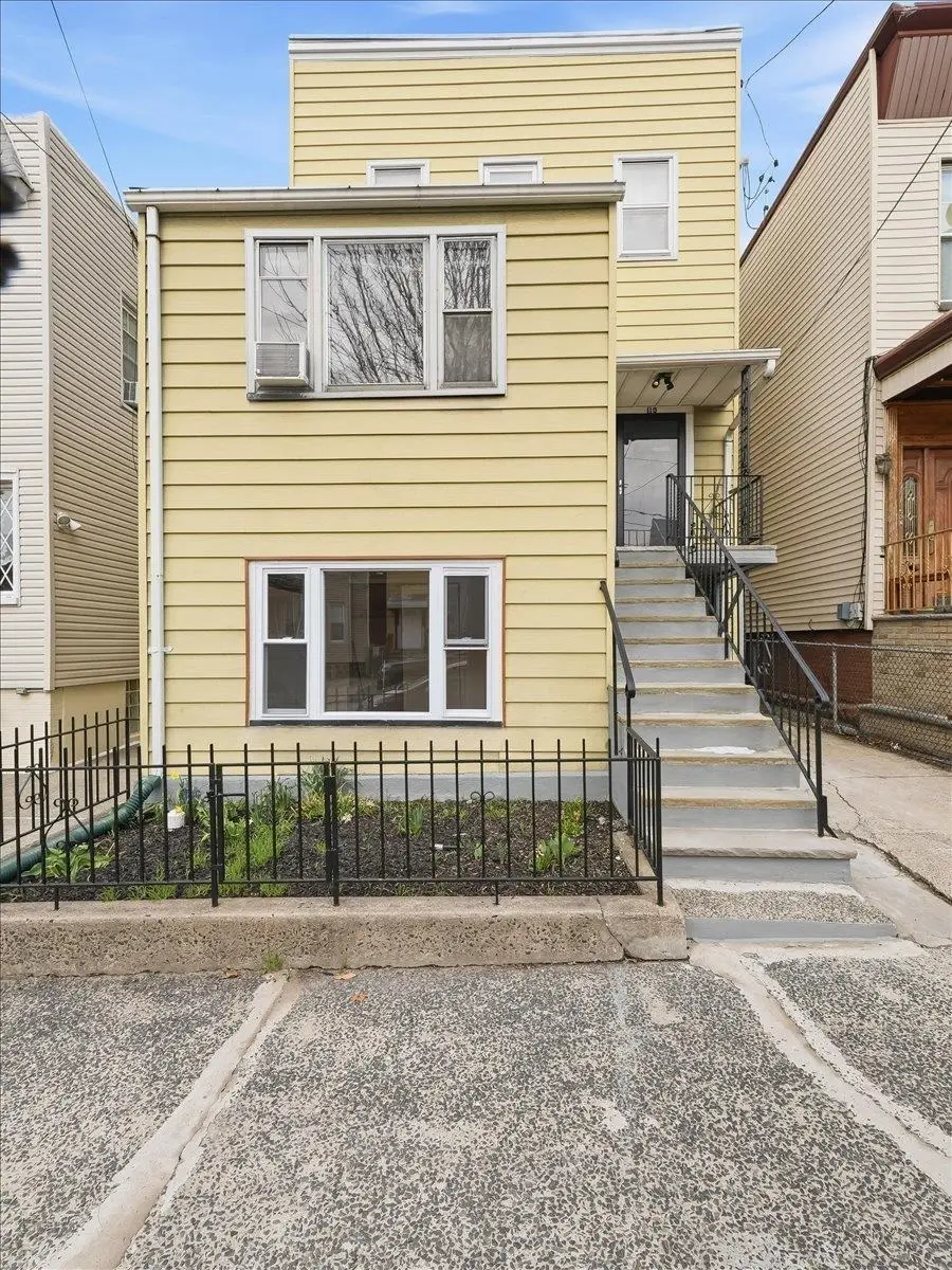 110 GRACE ST, Jersey City, NJ 07307 - #1