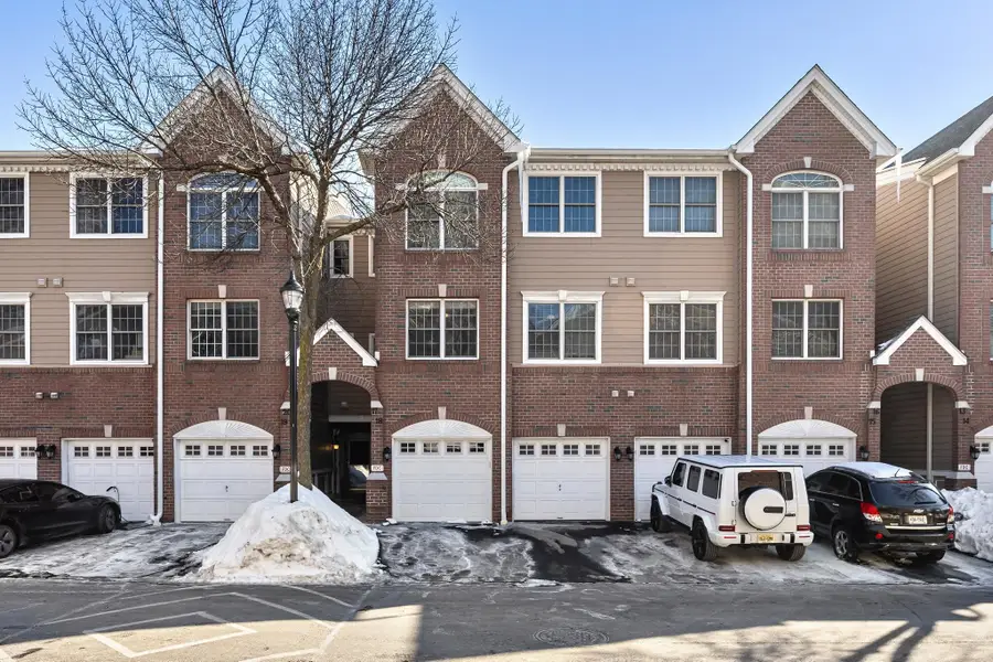 18 LYDIA DR, Guttenberg, NJ 07093 - #2