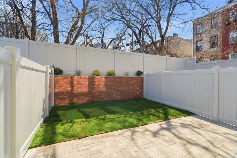 29 CLINTON AVE #1, Jersey City, NJ 07304 - #3